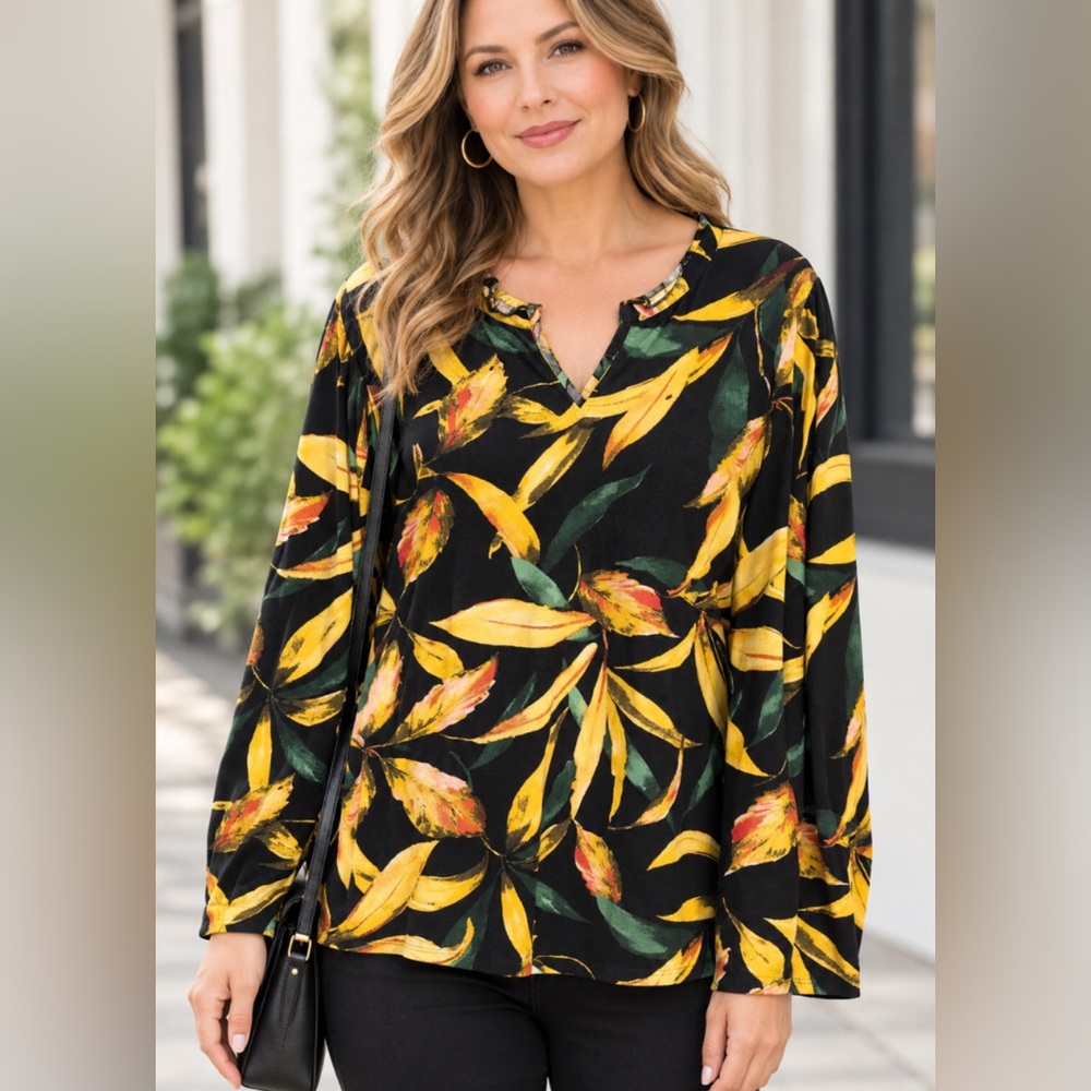 NWOT Chicos Floral V-Neck Long Sleeve Top in Black and Yellow 3